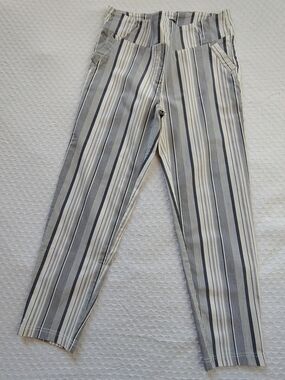 Soho Gray and Cream Vertical Stripe Chinos Size L.